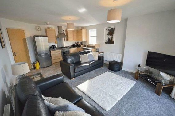 2 Bedroom Flat
